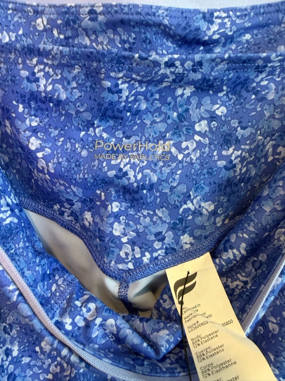 Fabletics PowerHold NWT Medium Blue Floral Leggings 27in Inseam - Picture 7 of 10